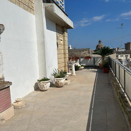 Apartamento Terrazza Santo Oronzo Lecce Exterior foto