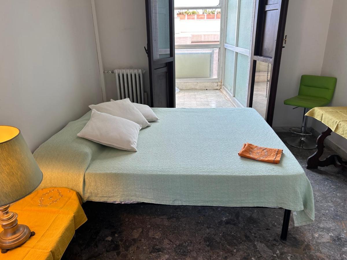 Apartamento Terrazza Santo Oronzo Lecce Exterior foto
