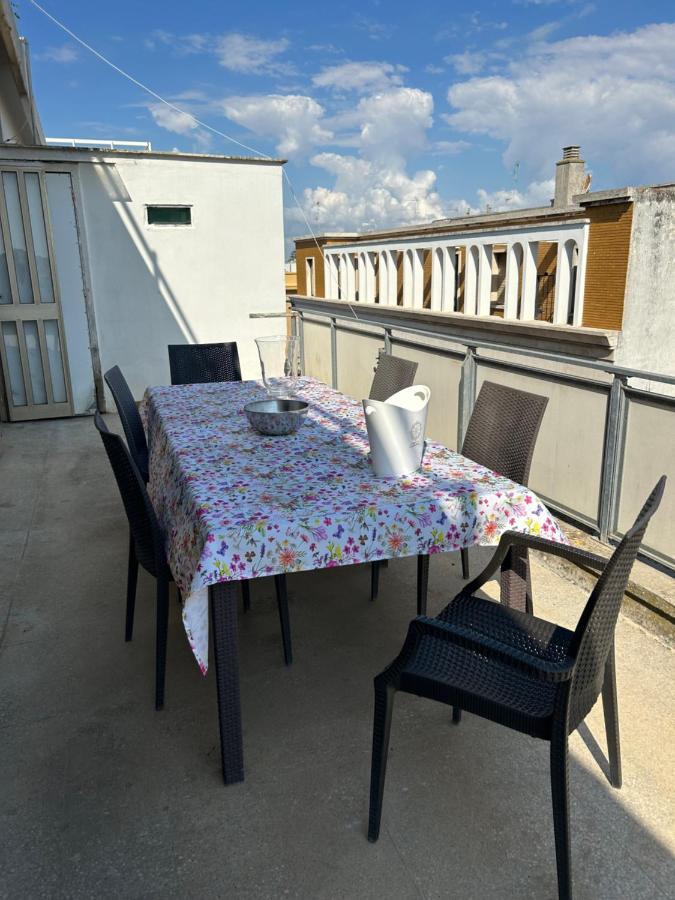 Apartamento Terrazza Santo Oronzo Lecce Exterior foto